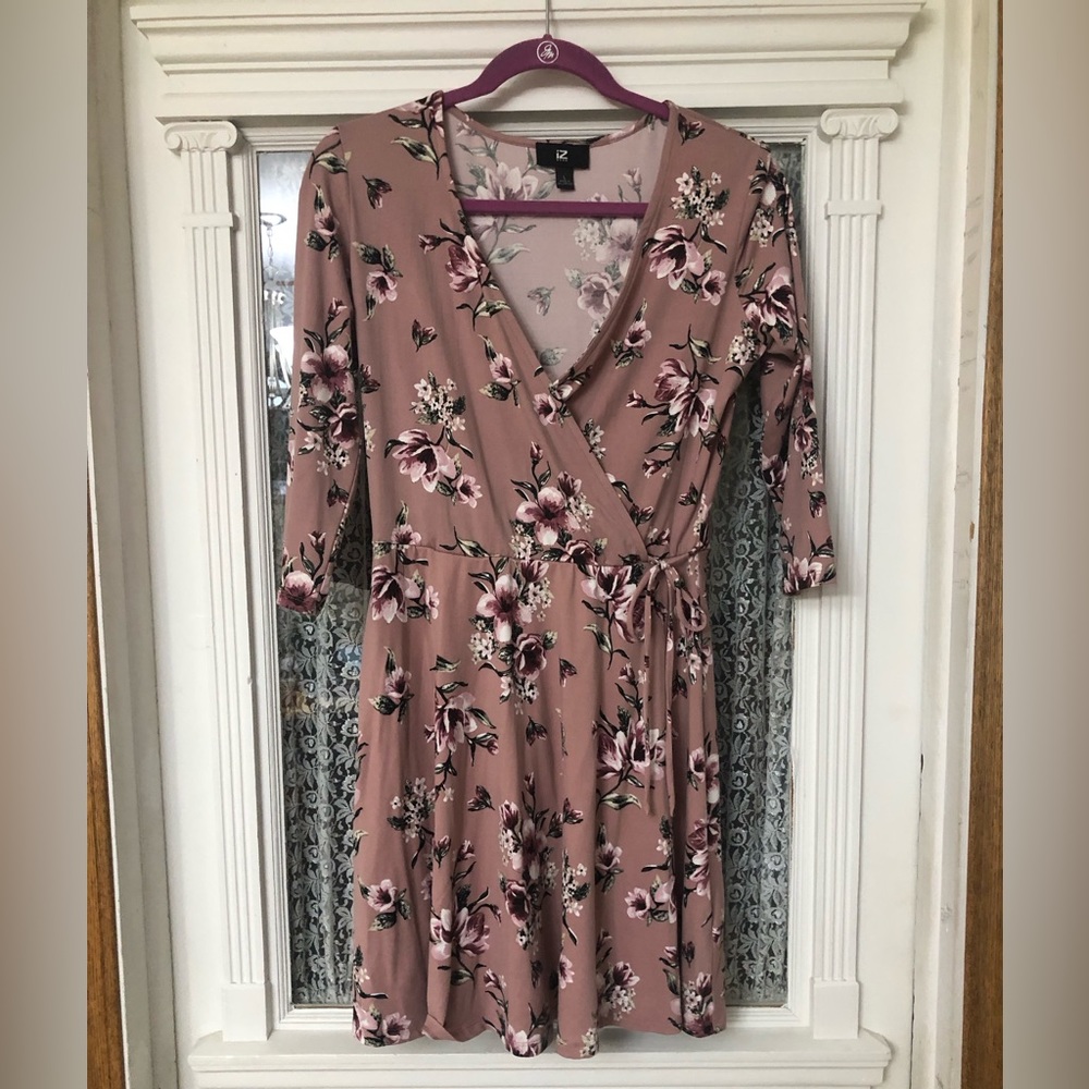 iZ Byer SOFT size L ladies dress 💗